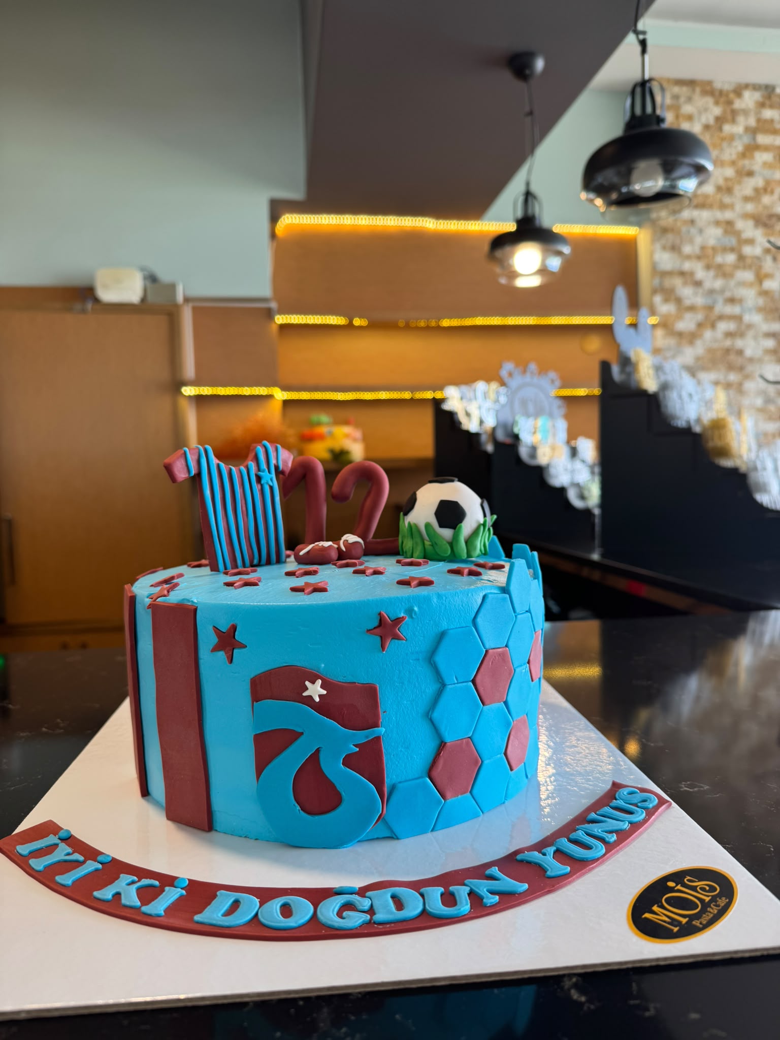 Trabzonspor temalı pasta